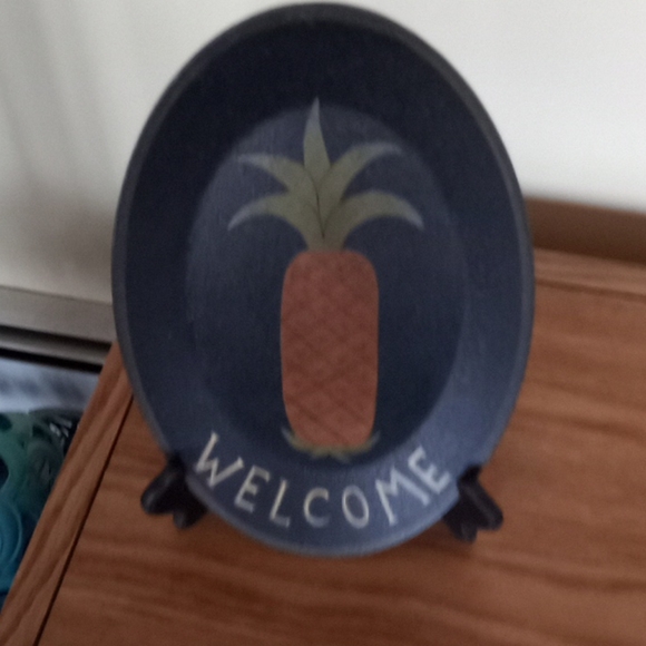 Pineapple Welcome Platter Decor - Picture 1 of 1